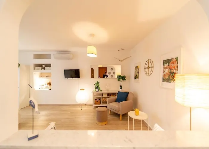 Charming 100 Meters From Apartman Como